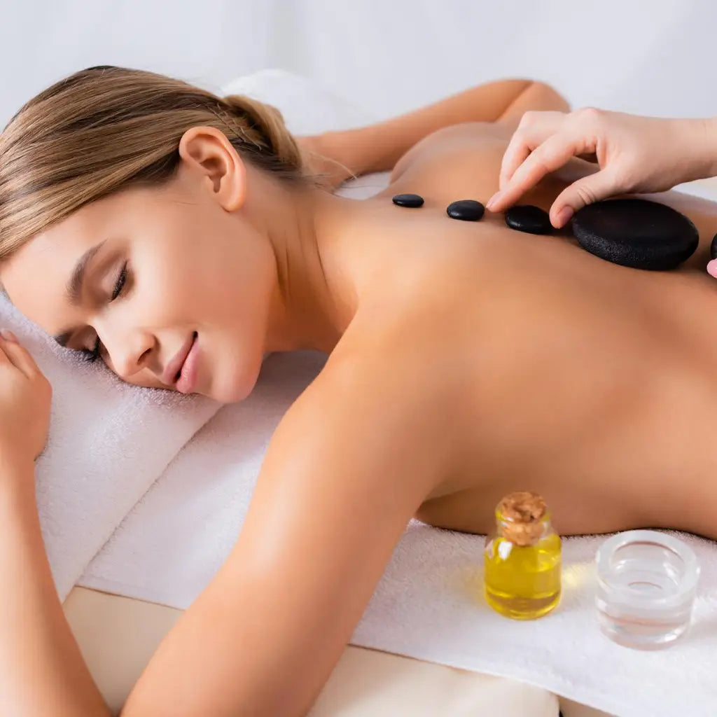 Hot Stone Massage – 75 min